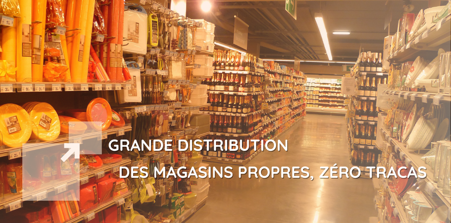 Supermarchés, rayons et bacs de déchets illustrant la gestion des déchets pour la grande distribution, avec solutions IDS Environnement pour trier, compacter et valoriser.
