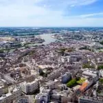 Vue aérienne d'une ville française — secteur collectivité IDS Environnement