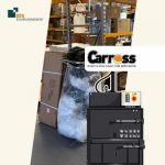 Témoignage Carross : porte-sac Clean Logic et presse à balles IDS Environnement dans l'atelier, avant compactage des cartons et films plastiques