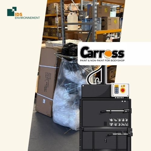Témoignage Carross : porte-sac Clean Logic et presse à balles IDS Environnement dans l'atelier, avant compactage des cartons et films plastiques